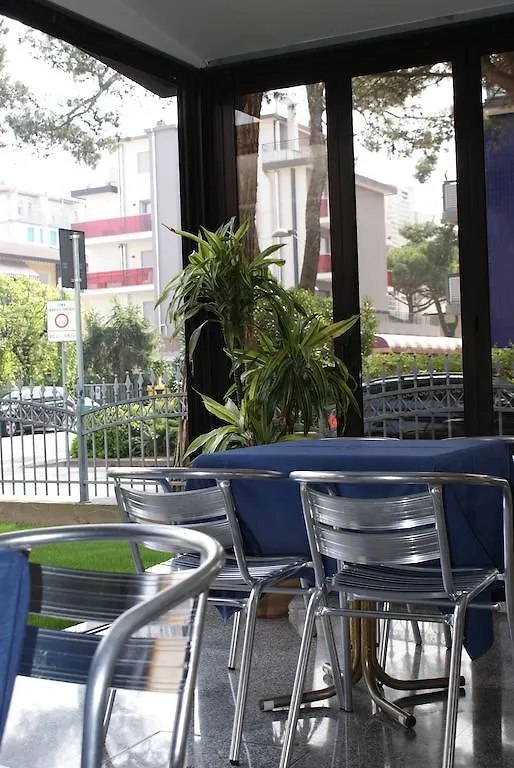 Hotel Jesolo Sand  Лидо-ди-Езоло